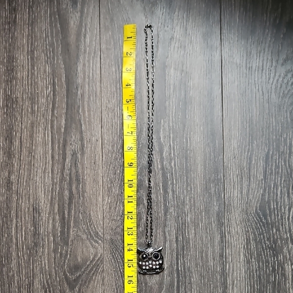 Silver Owl Pendant Necklace - Picture 5 of 6